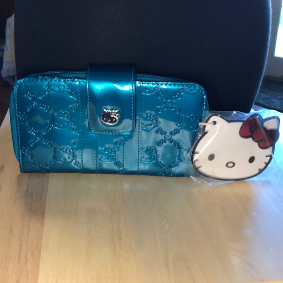 Loungefly Handbags - NWT Hello Kitty Loungefly wallet